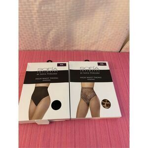 2 Sofia Vargas xxl thongs multi-color and Black rn#52469 NEW 2x